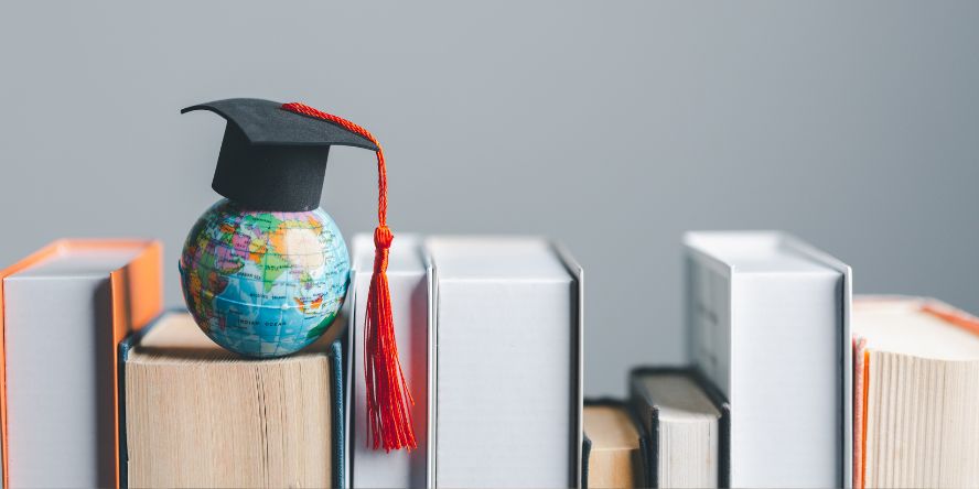 獣医大学・獣医学部の奨学金について